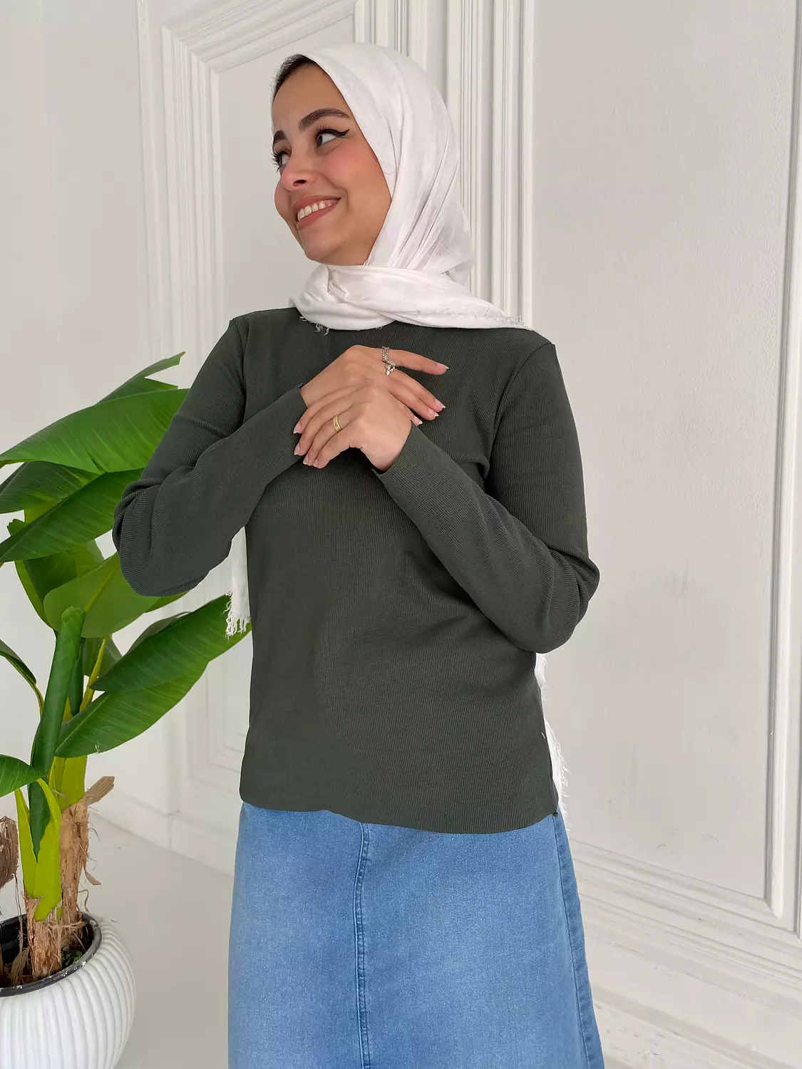 Dark Olive Basic Top long sleeve image