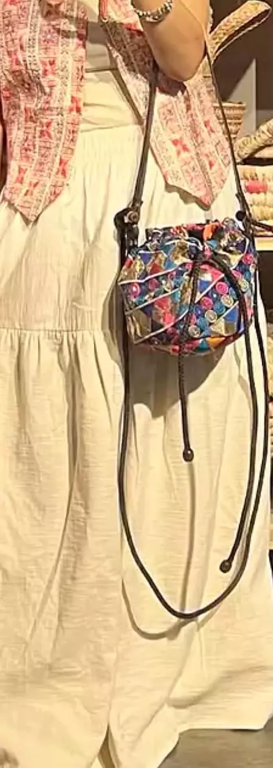 Small Indian bucket bag 6