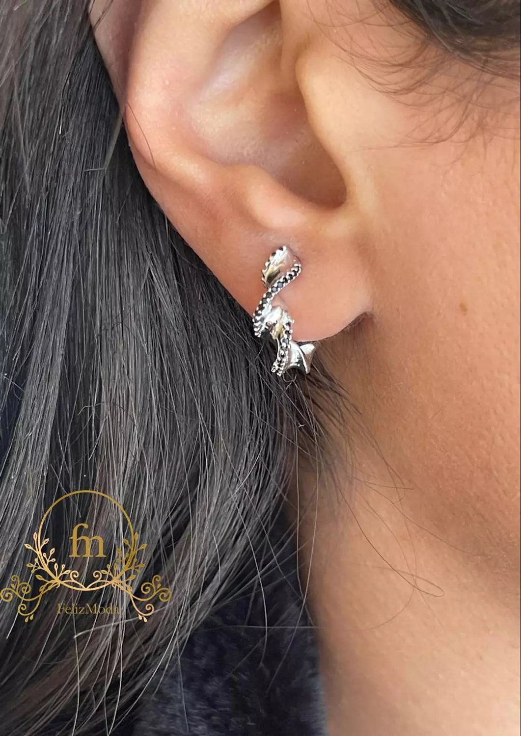 Braided silver and black stones silver clip earrings  image