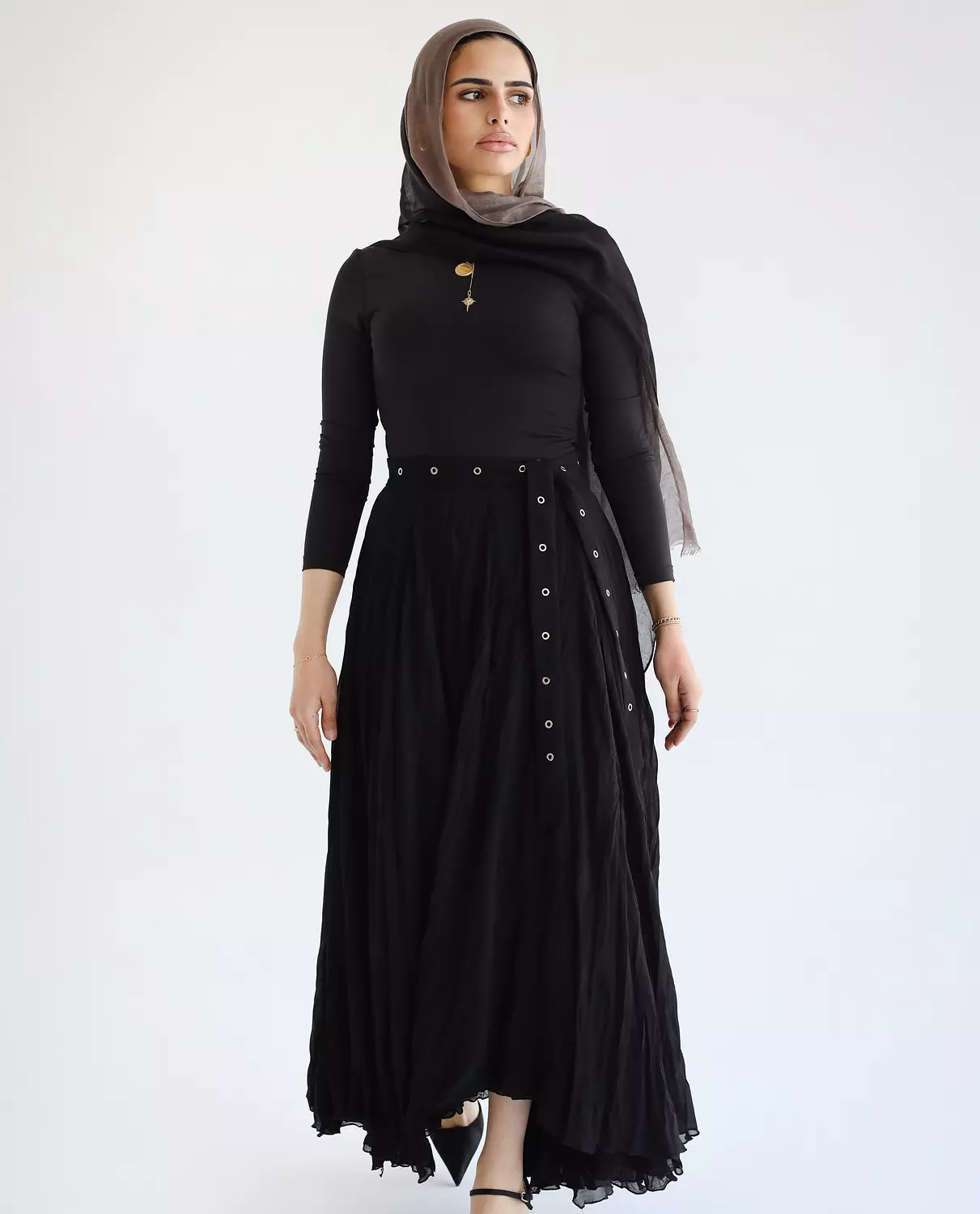 Whisper Skirt in Black image