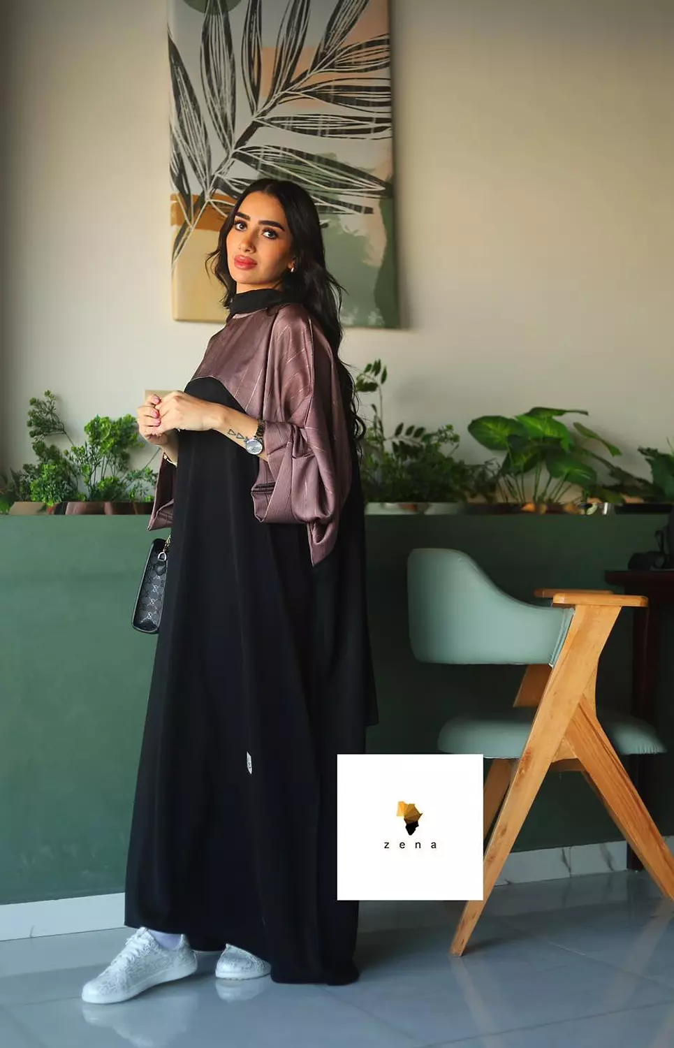 عبايه hover image