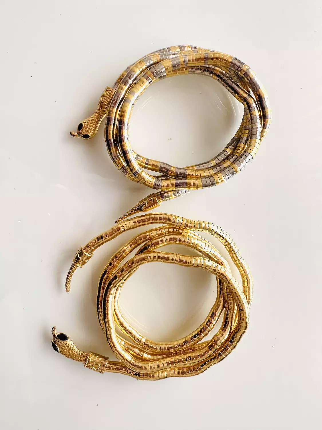 Snake cravat  2