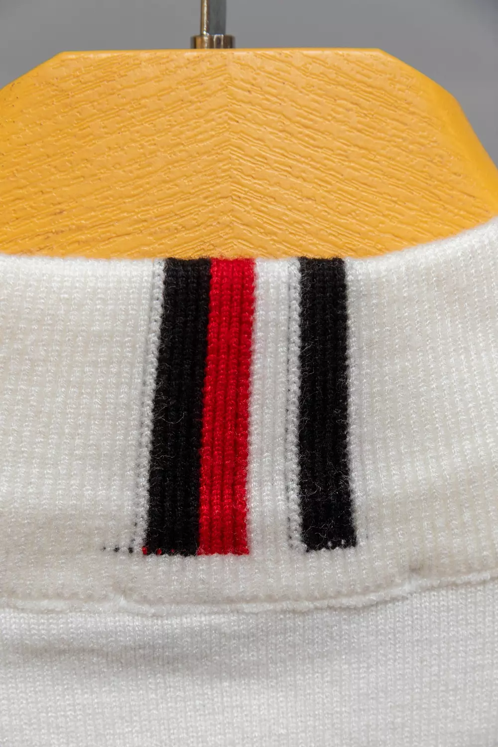 TOMMY HILFIGER HALF ZIPPER PULLOVER  19