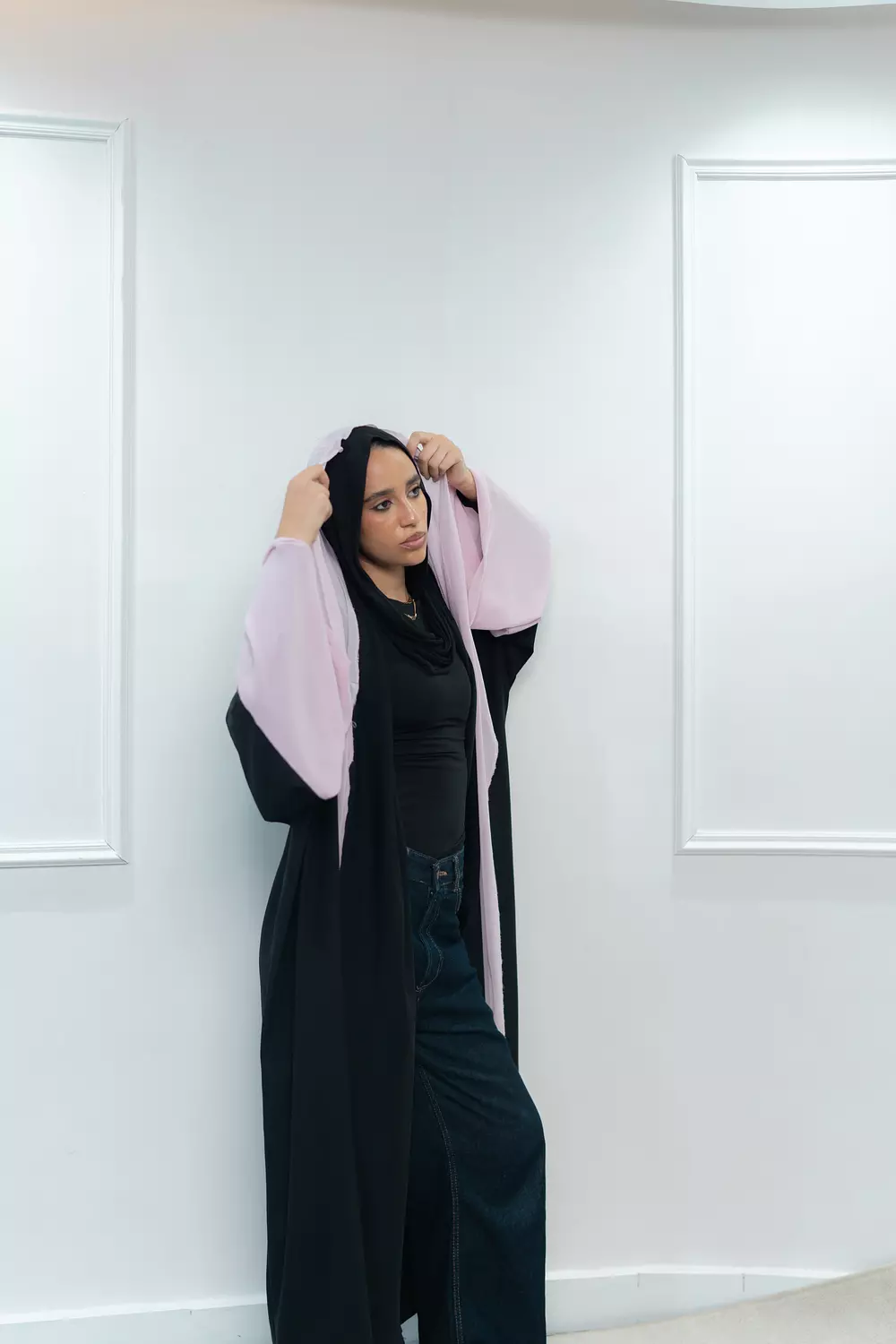 Black Pink Abaya image