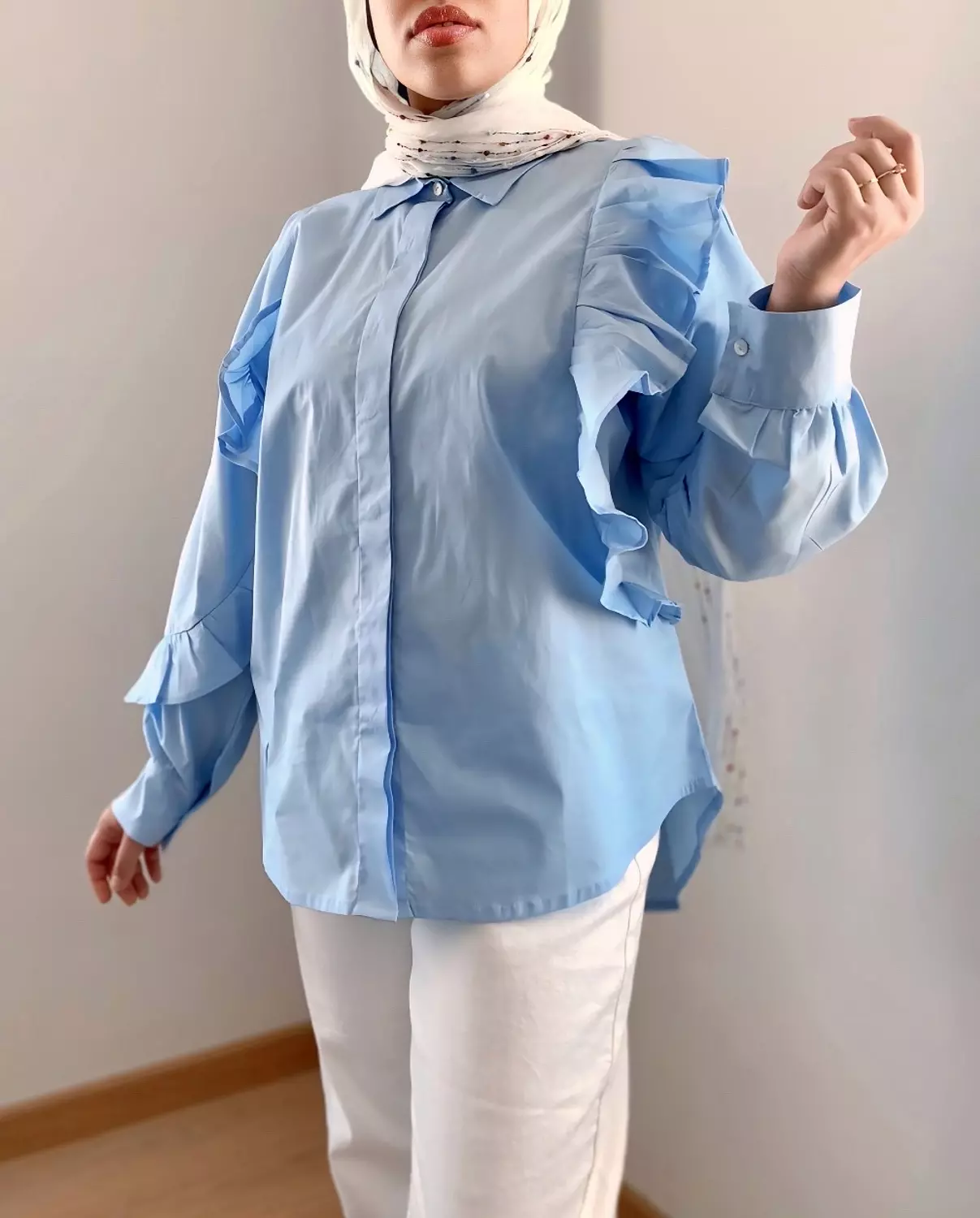 RUFFLES SHIRT IN BLUE 2