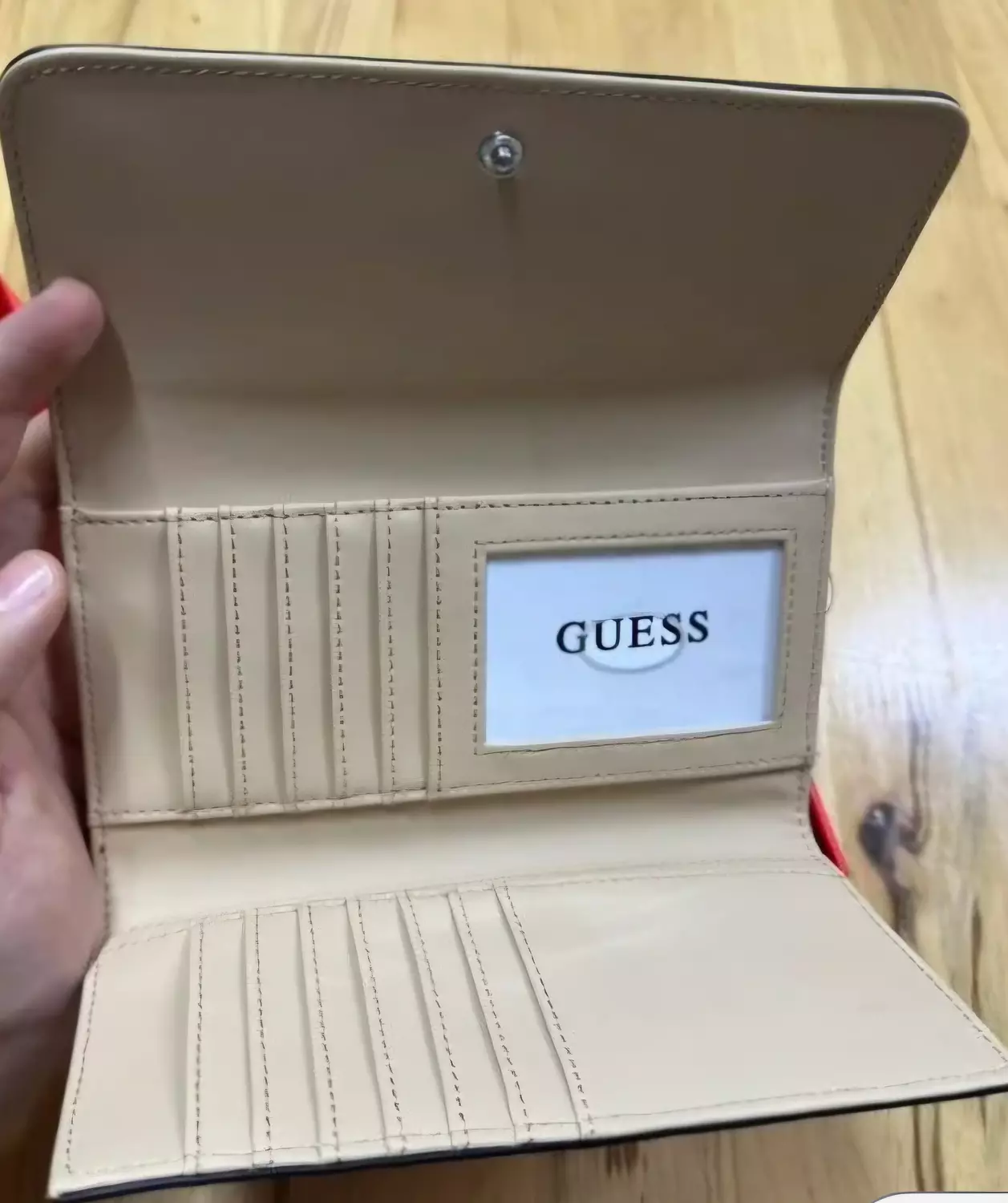 Guess Signature Wallet hover image