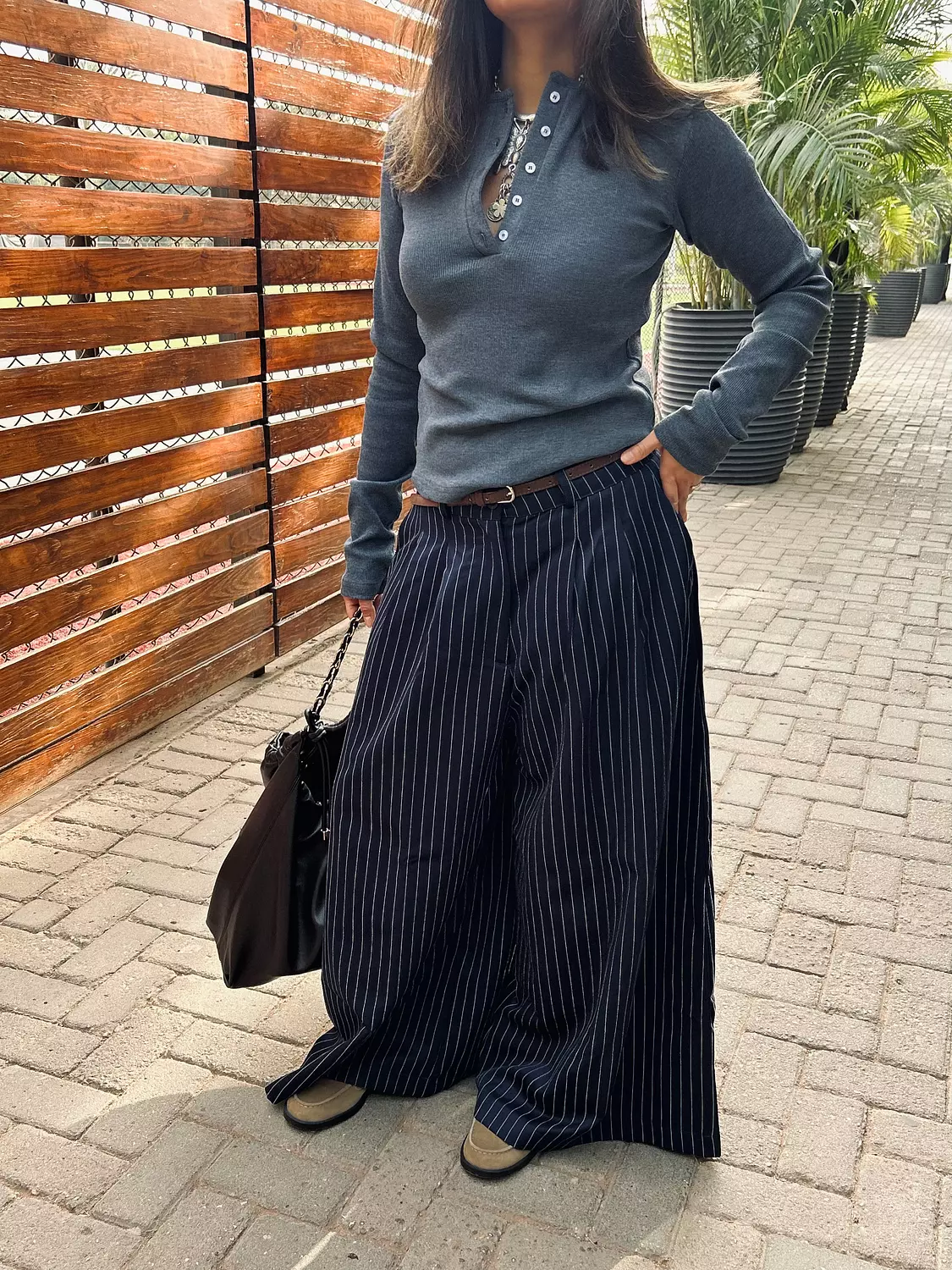 Wide-leg suit pants  1