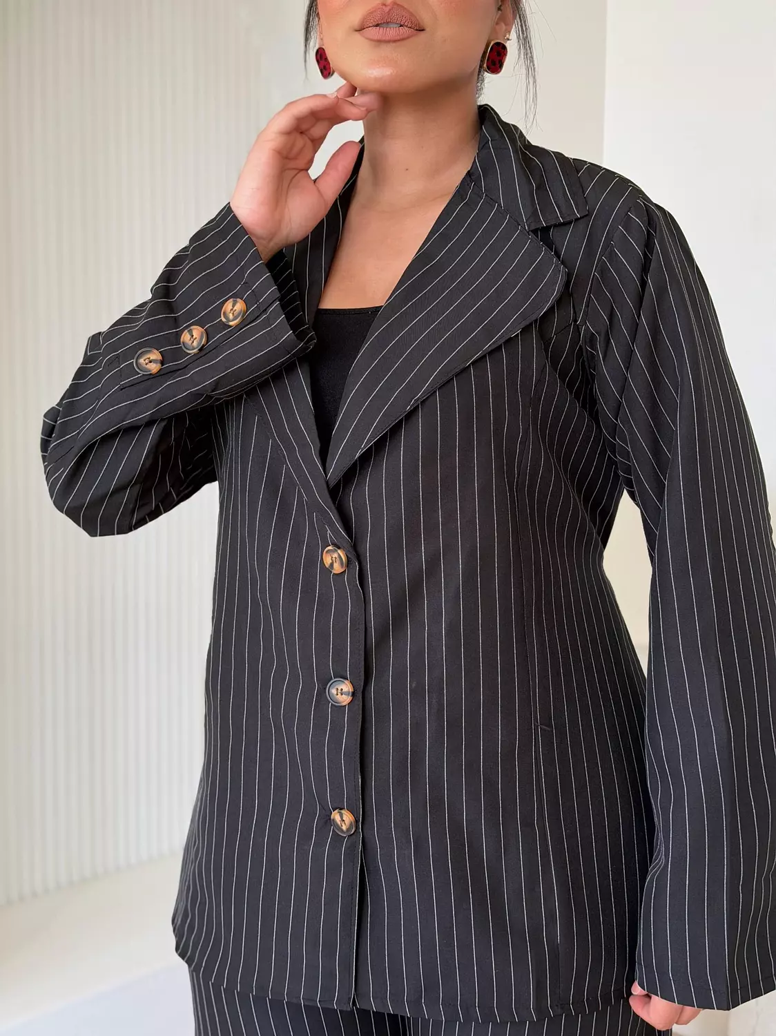 Axis Pinstripe Set In Black 3