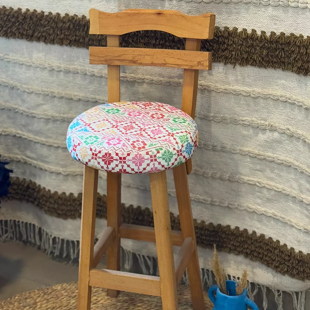 White Stitches High Chairs