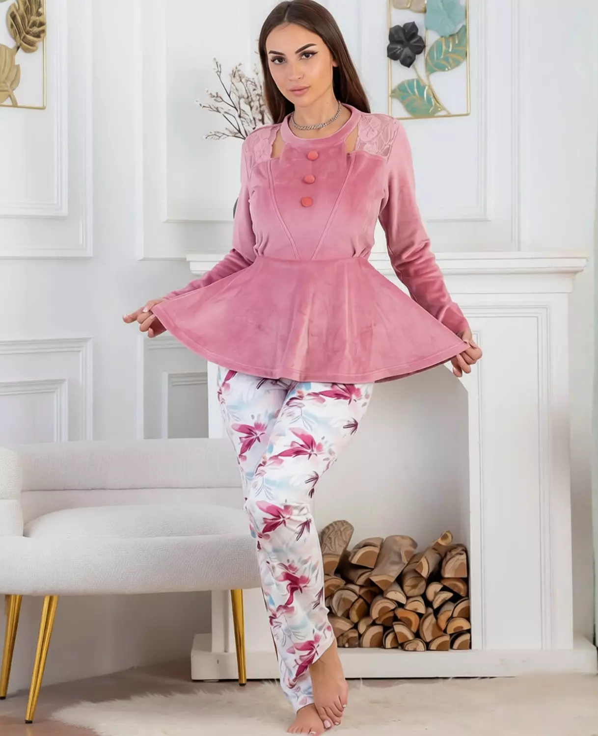 2-Piece Pink Velvet Lounge Set image