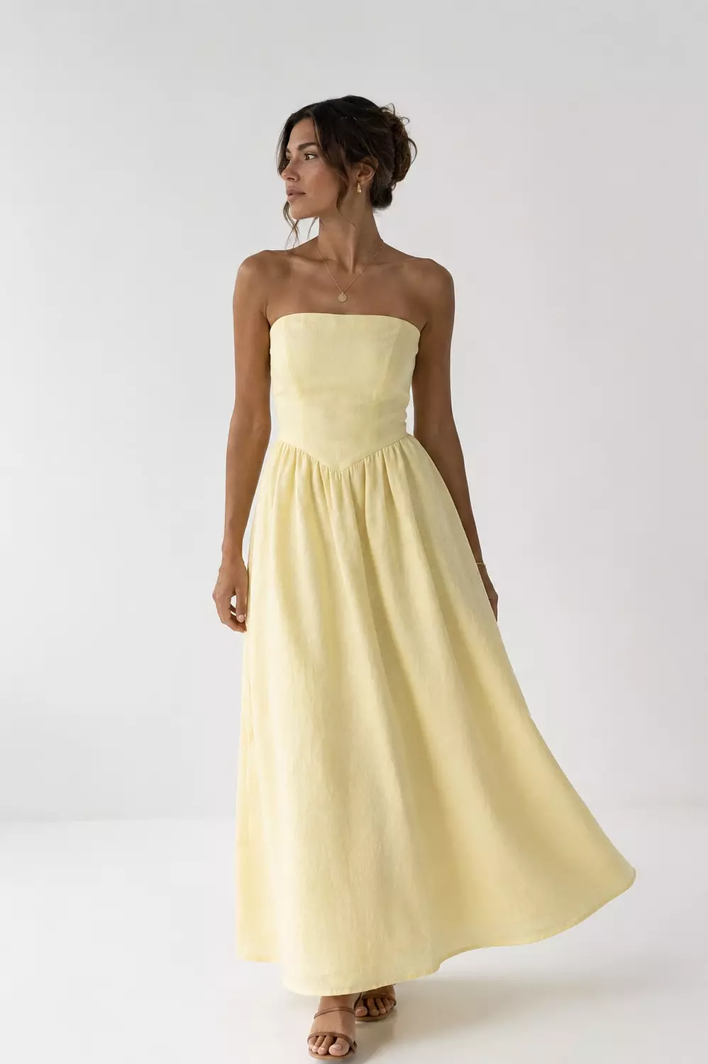 LINEN DRESS image