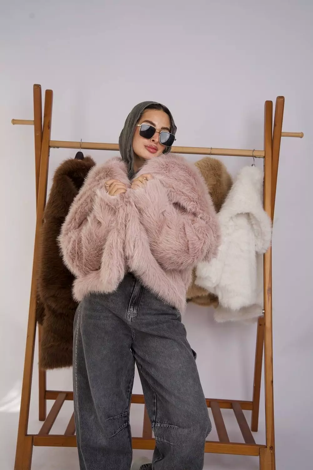 Imported fur jacket with elegant collar  15