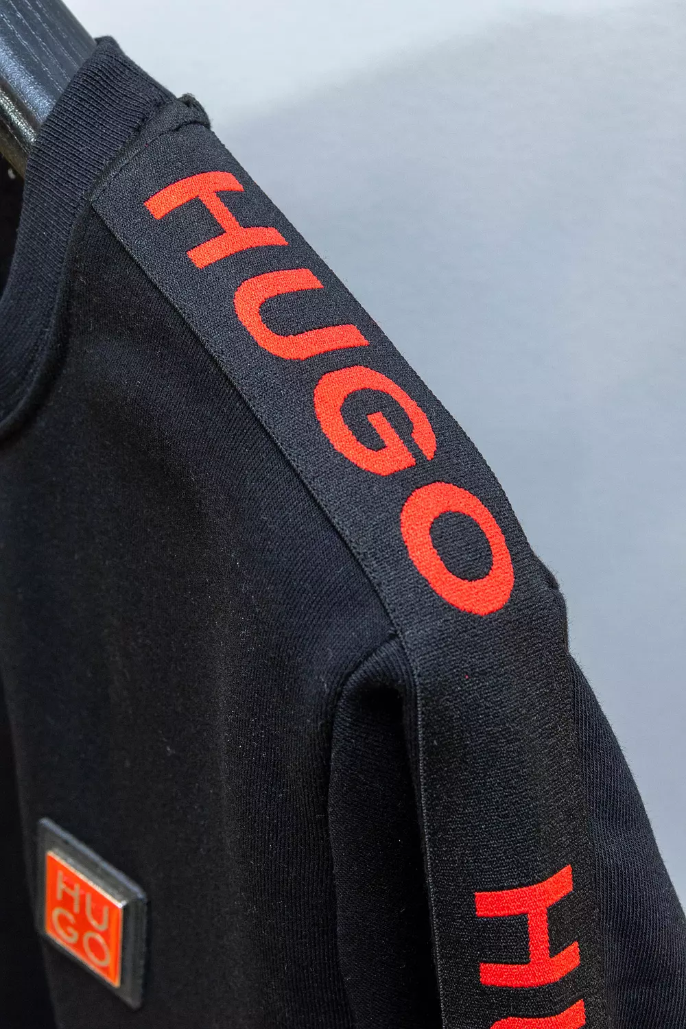 HUGO BOSS SWEATSHIRT / 1540 hover image