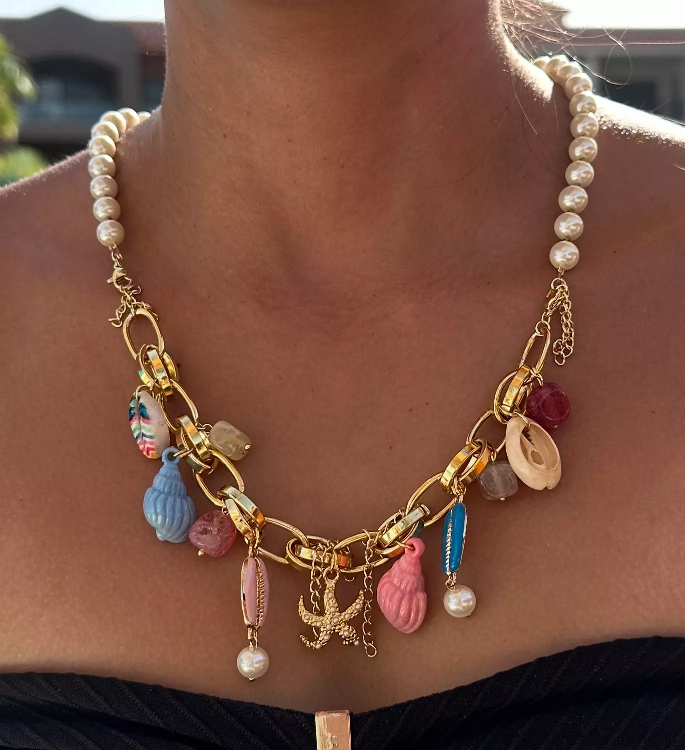 Vacaacyyy Necklace image