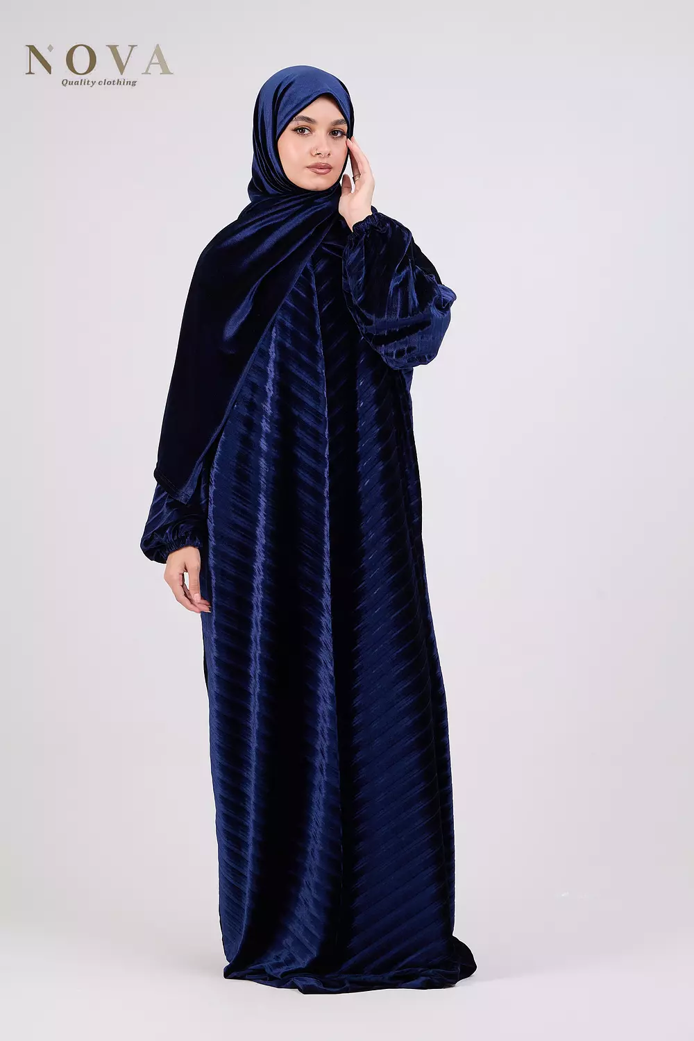 Navy blue pleated velvet image