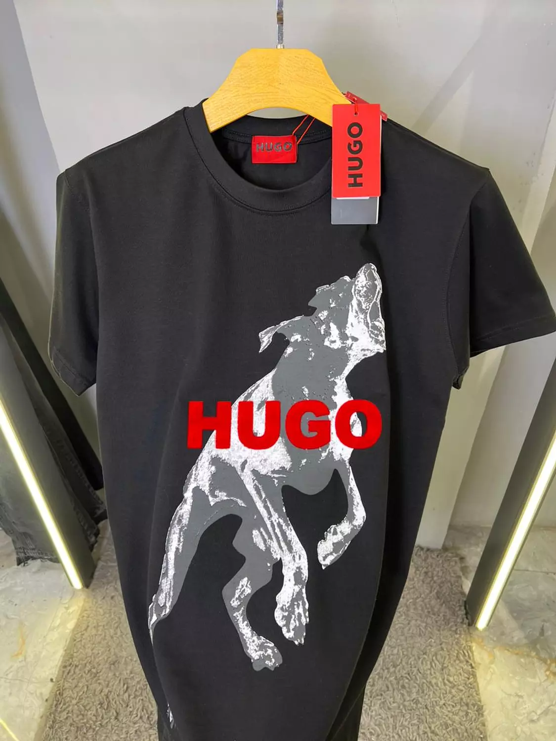 HUGO BOSS TSHIRT / 1309 1