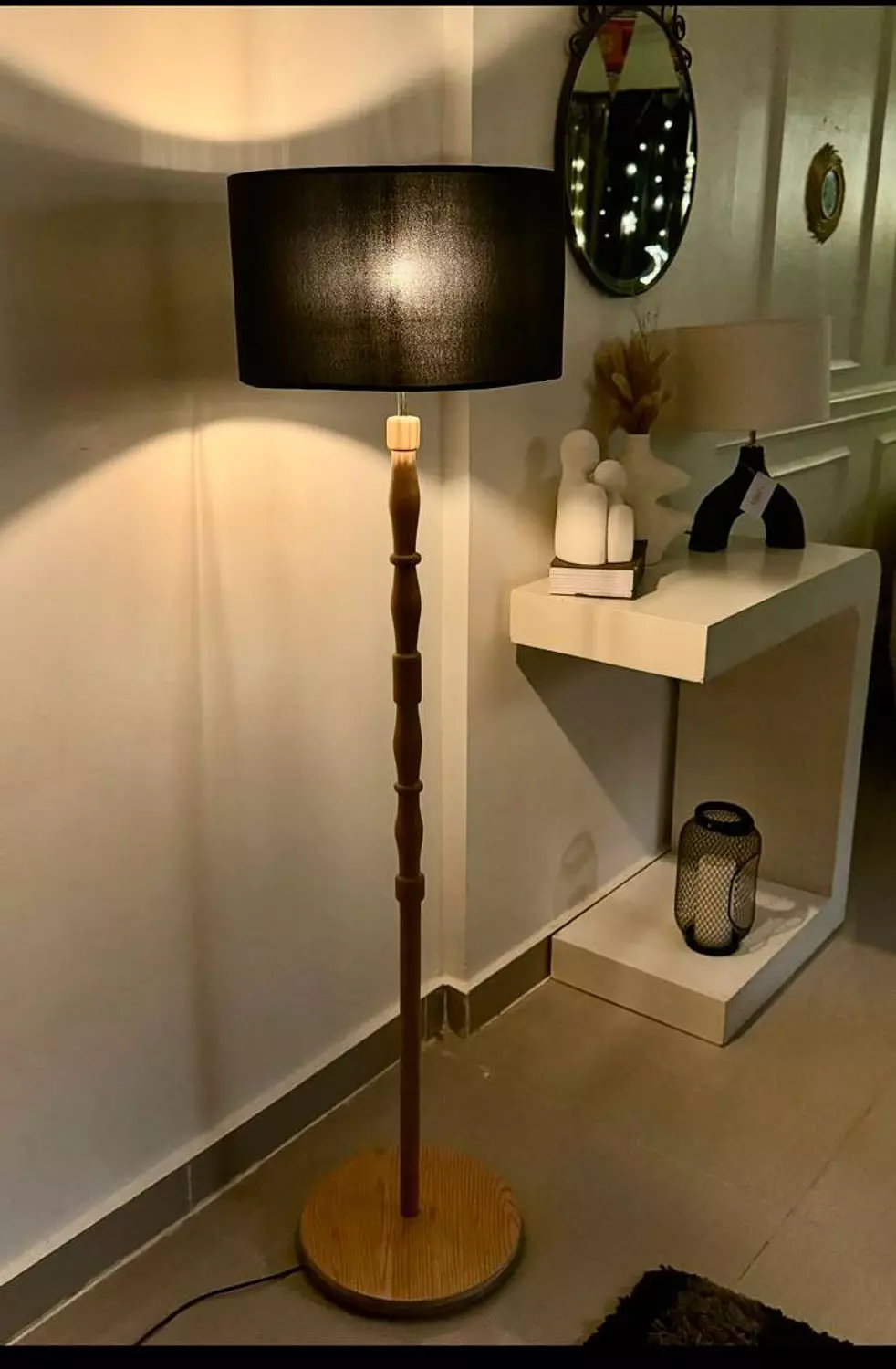 Mila Stand modern Floorlamp Black image