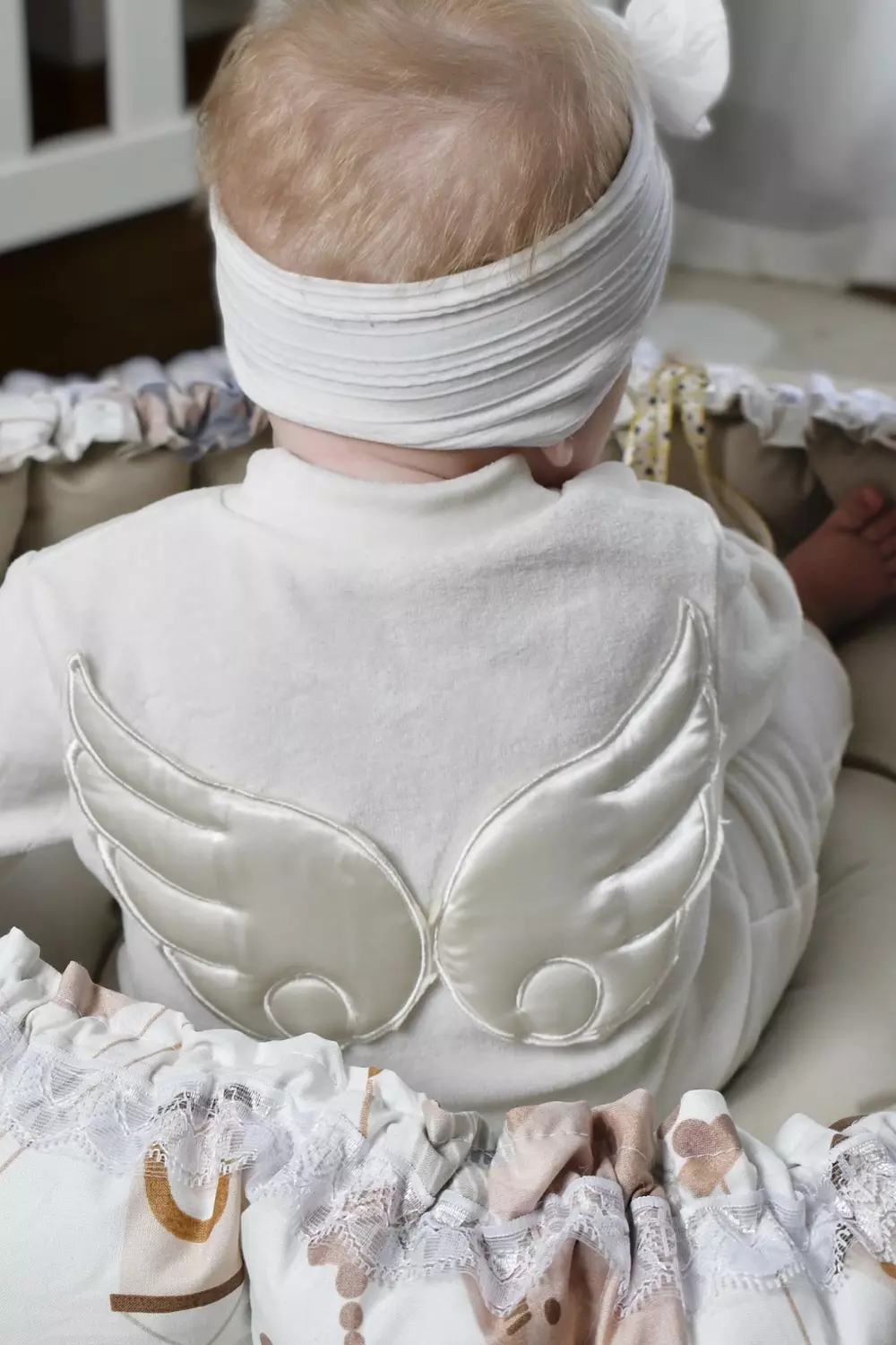 <p style="text-align: center">Angel Set</p>