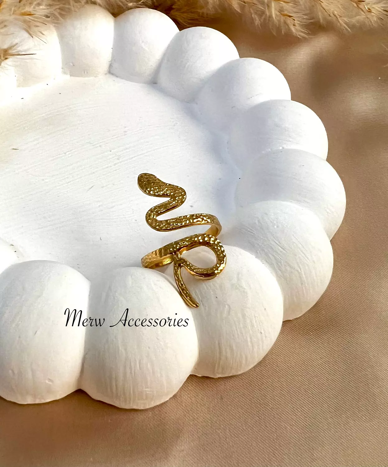 Gold snake ring 1