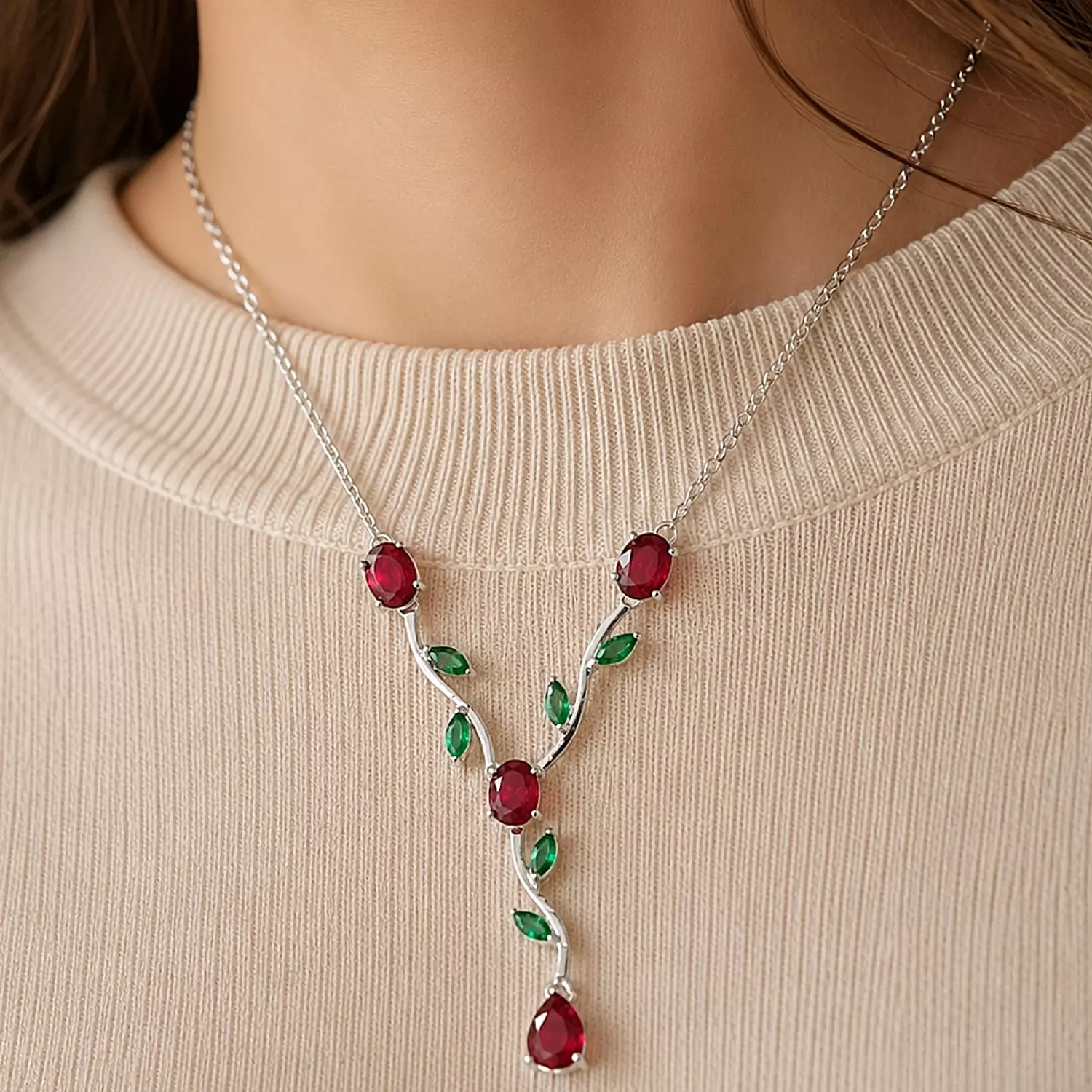 Leaf necklace image