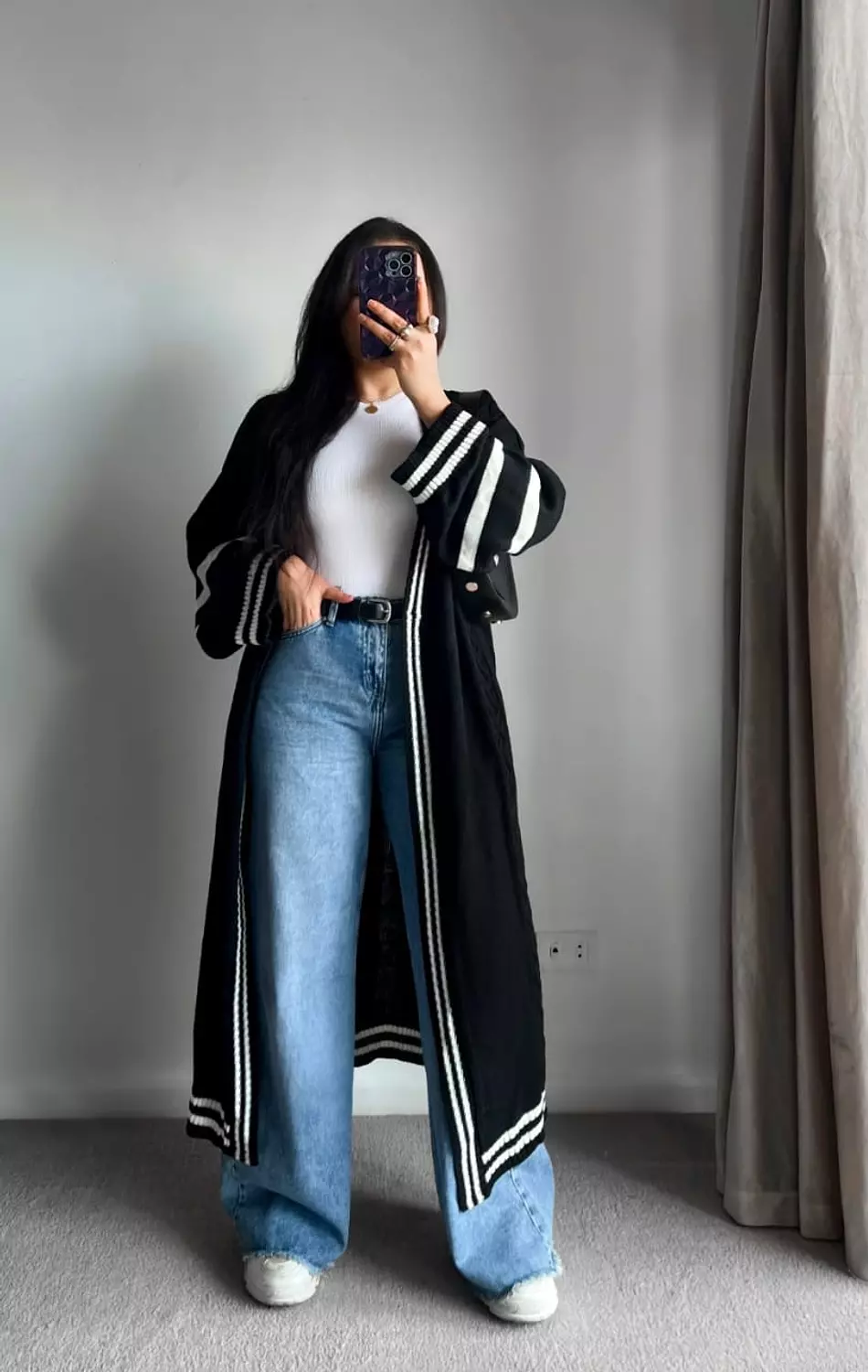 Cardi with line hover image