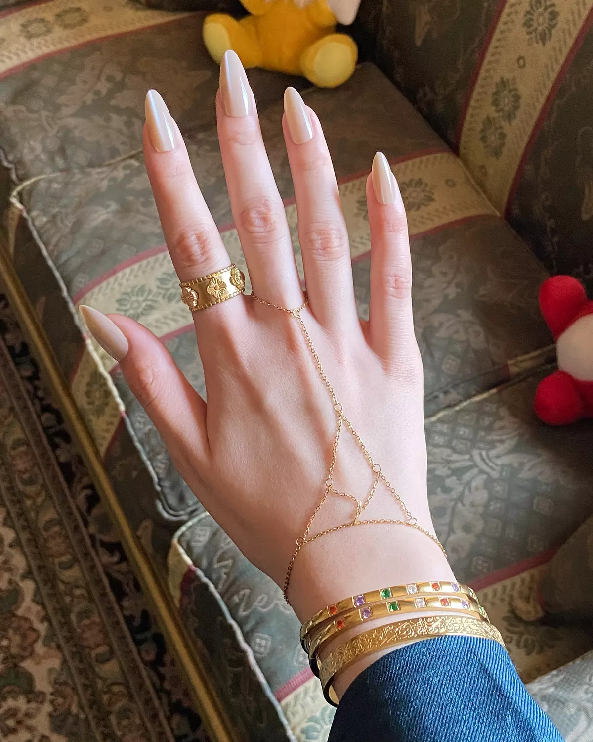 Stainless steel hand chain traditional shape  3