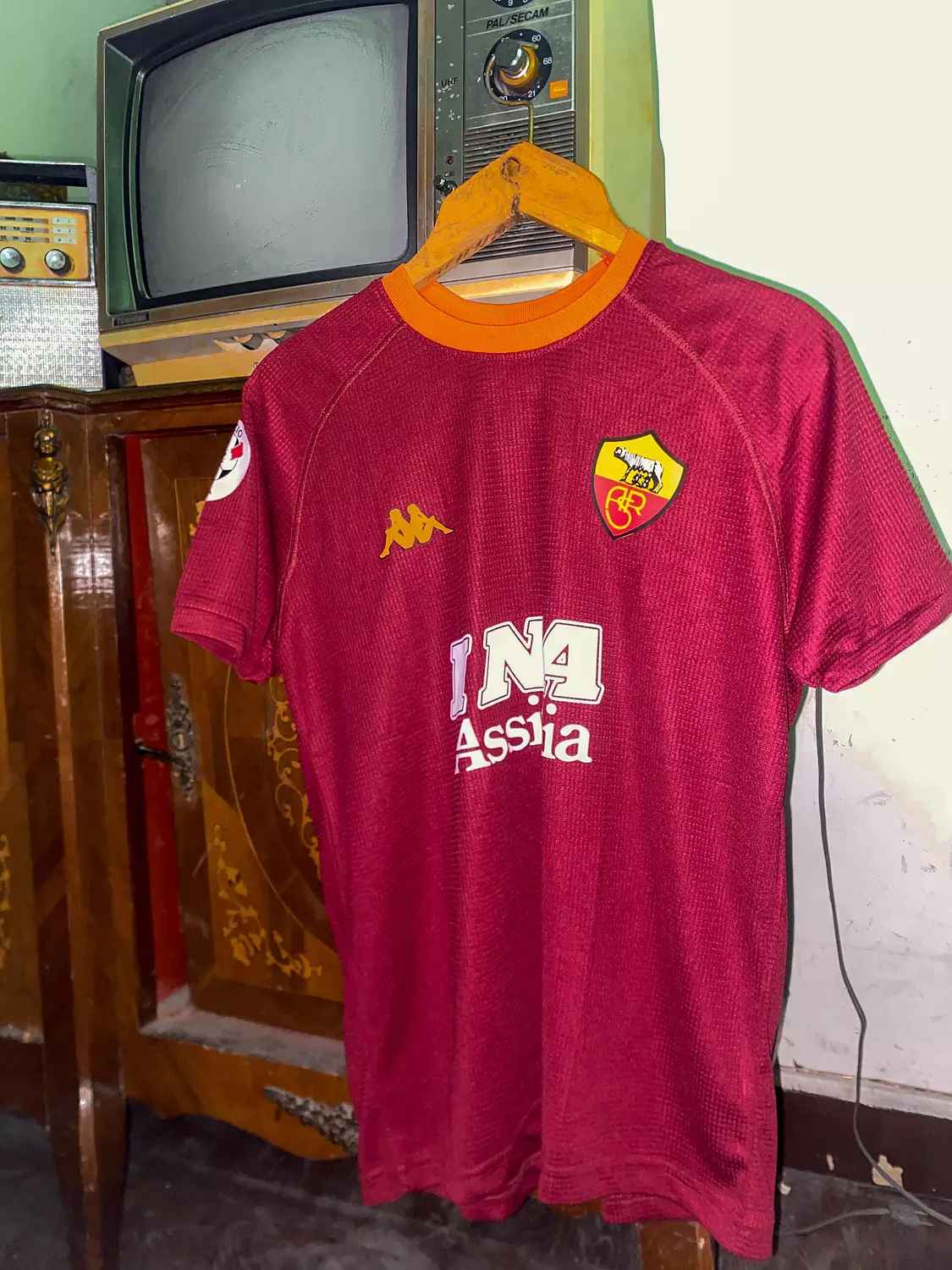 As Roma 2000-01 Home Jersey image