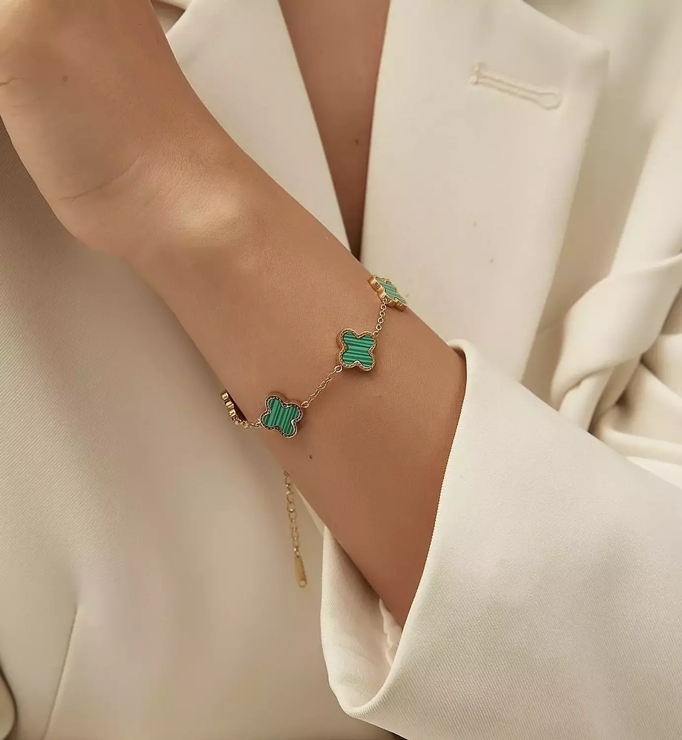 Green vancleef bracelet 
