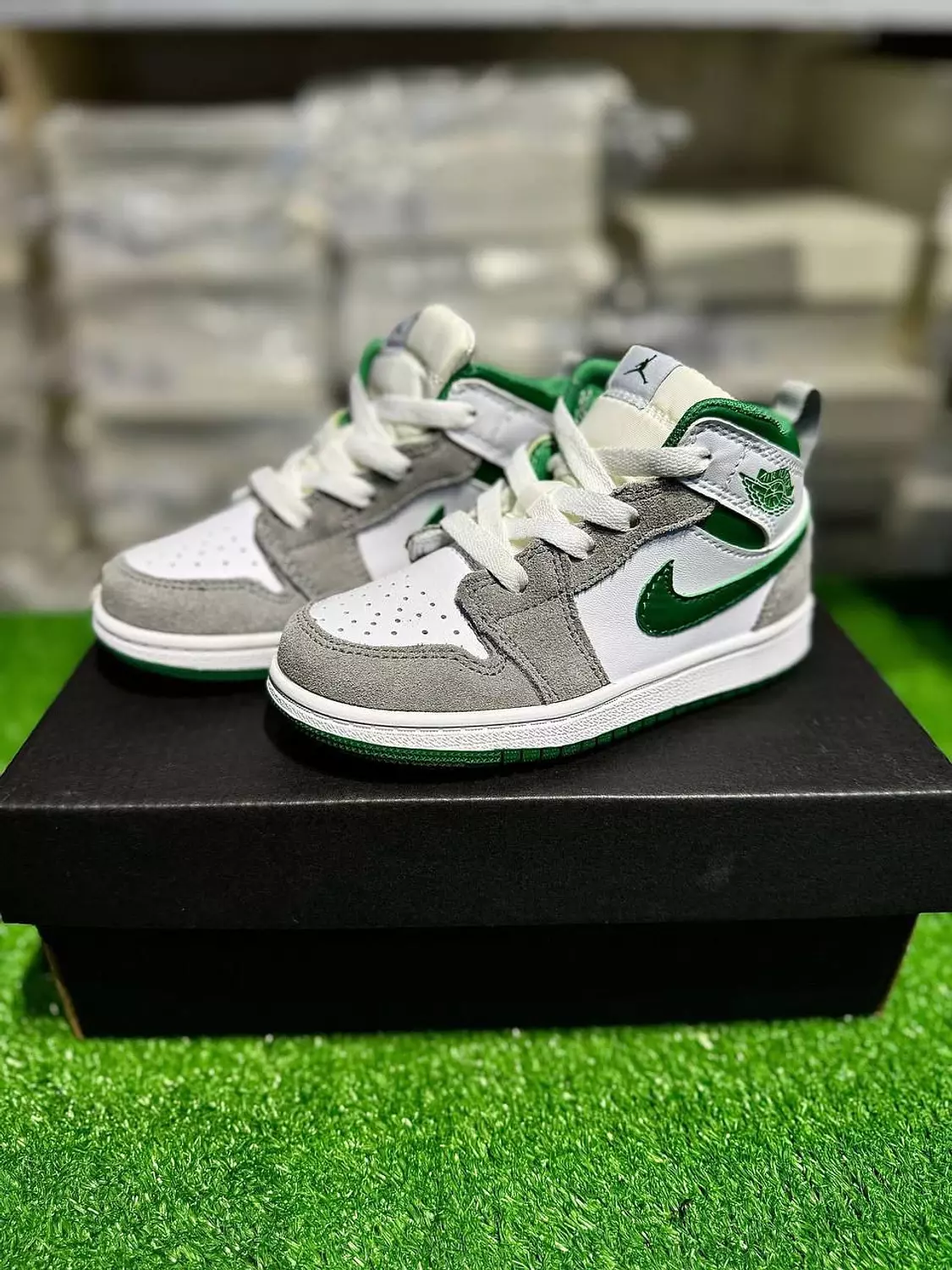 Nike Air Jordan 1 Mid SE hover image
