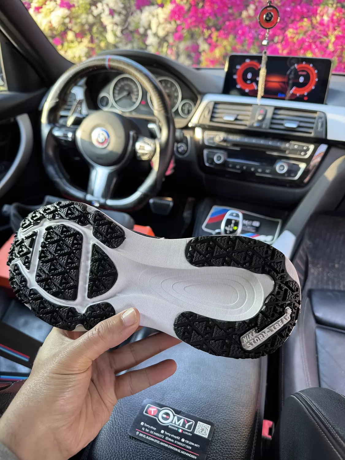 NIKE ZOOMX VOMERO18 4