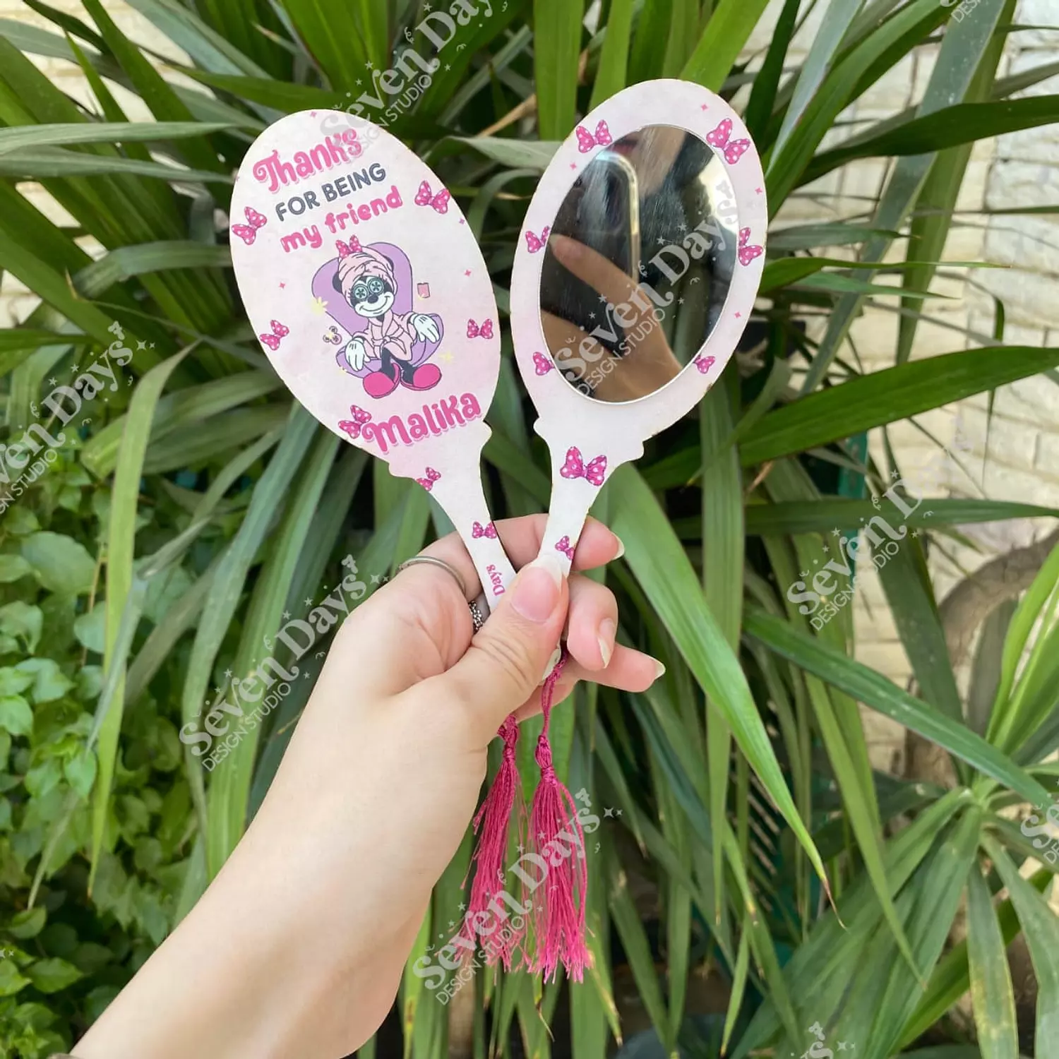 Minnie Mouse Spa Mirror image