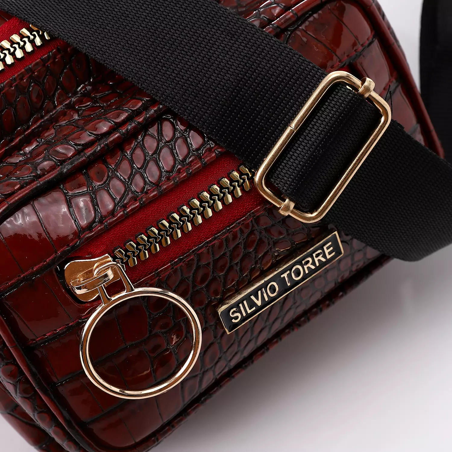 Shiny Snake Leather Super Waist Bag-Maroon 3