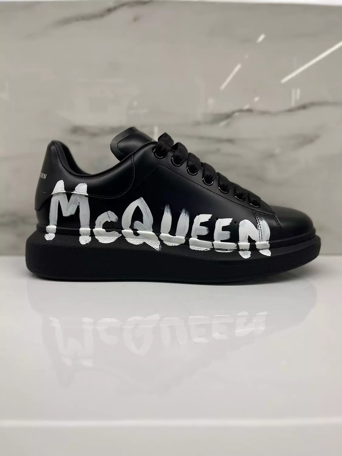 Alexander Mqueen Black 