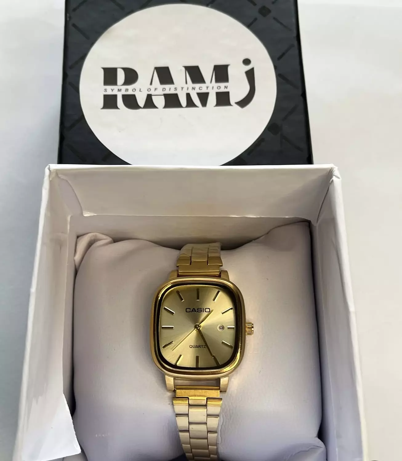 Female oldmoney full gold 2