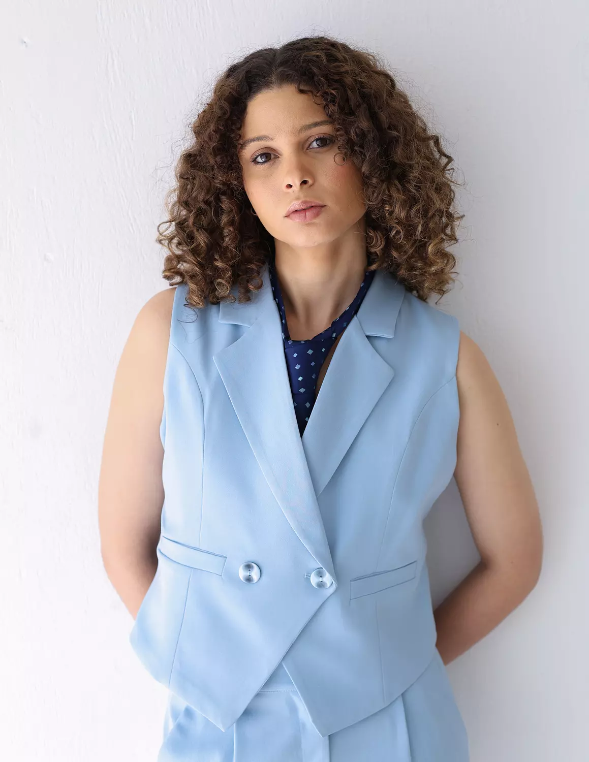 Sky Whisper double breasted cropped vest 2