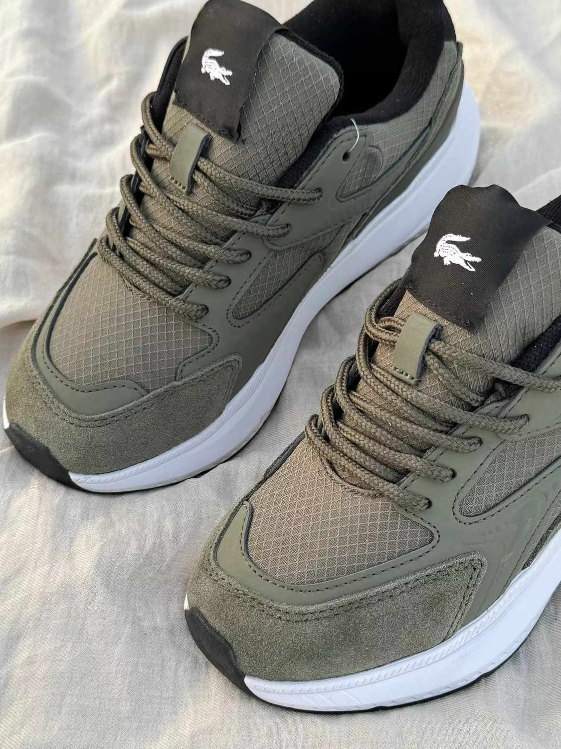 Lacoste l003 neo  4