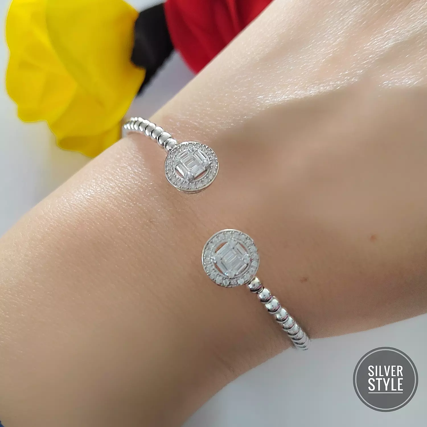 Stunning bangles image