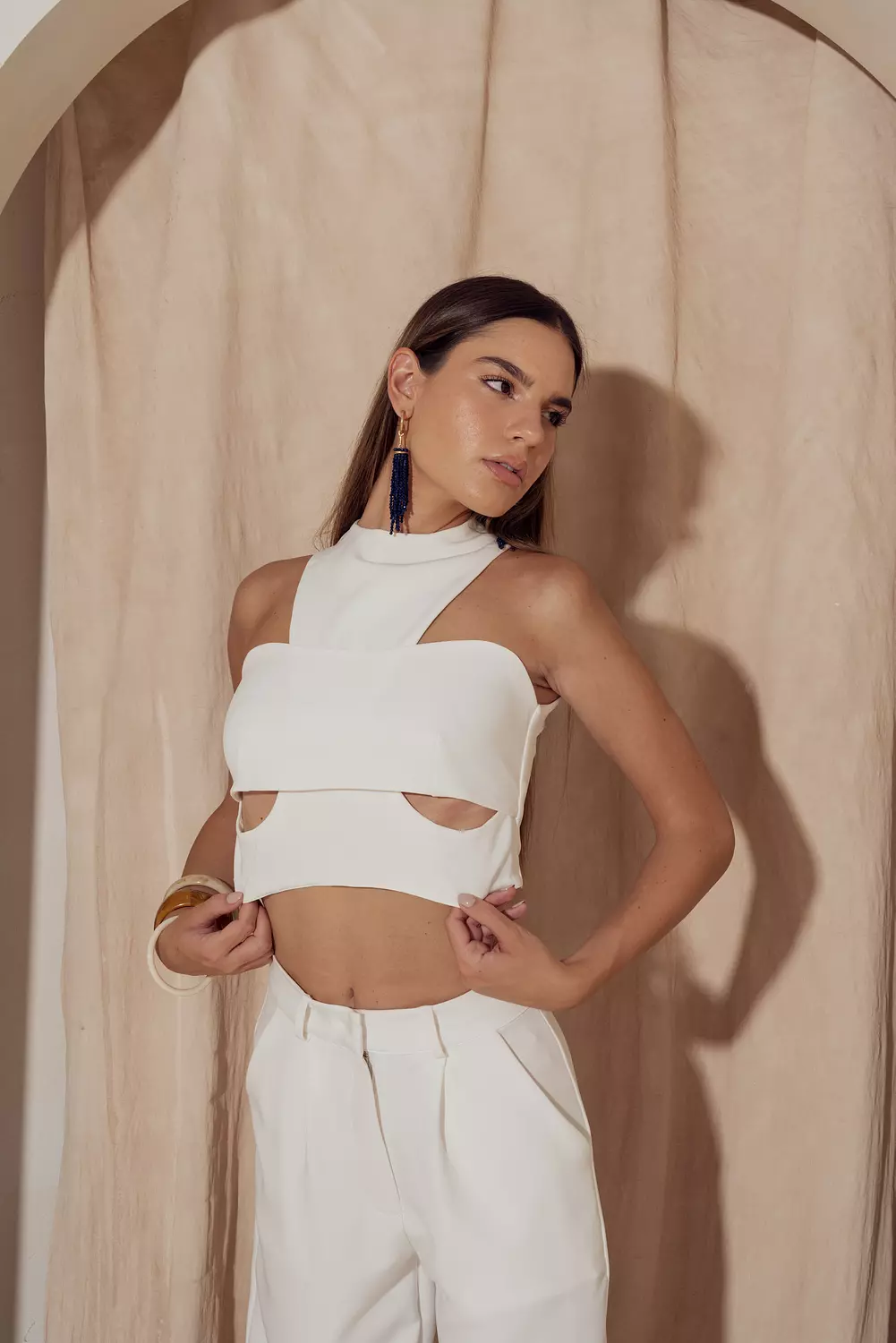 Cutout top 1