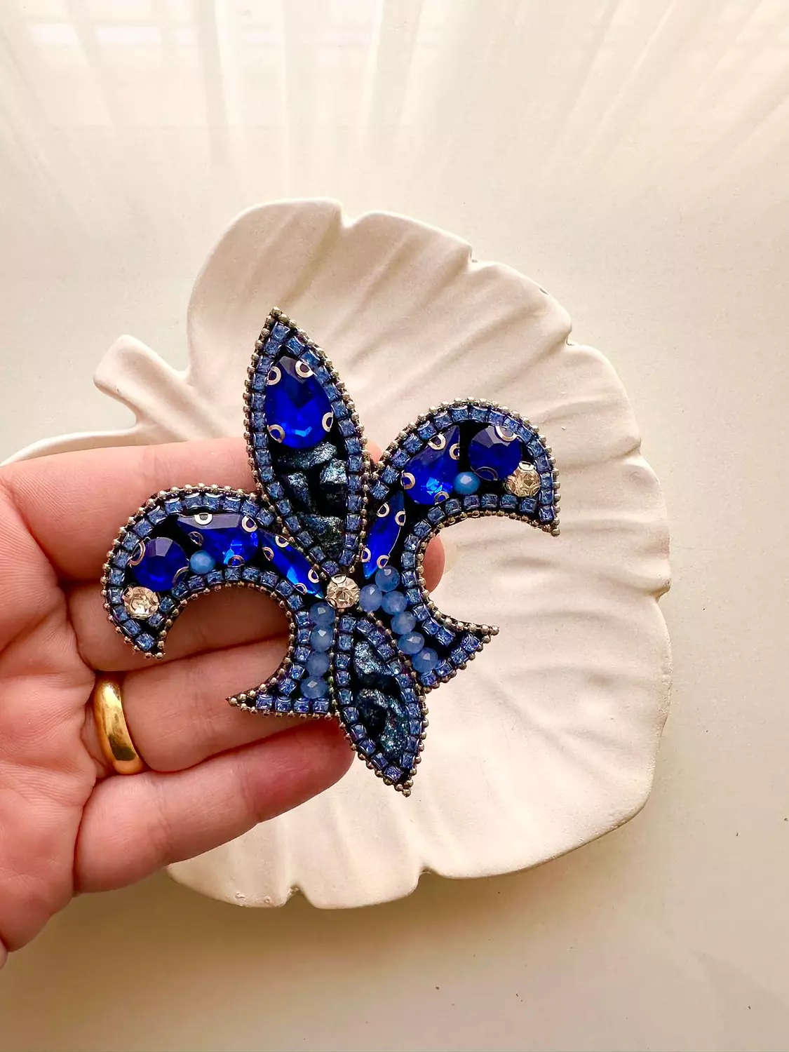 <p style="text-align: start"></p>