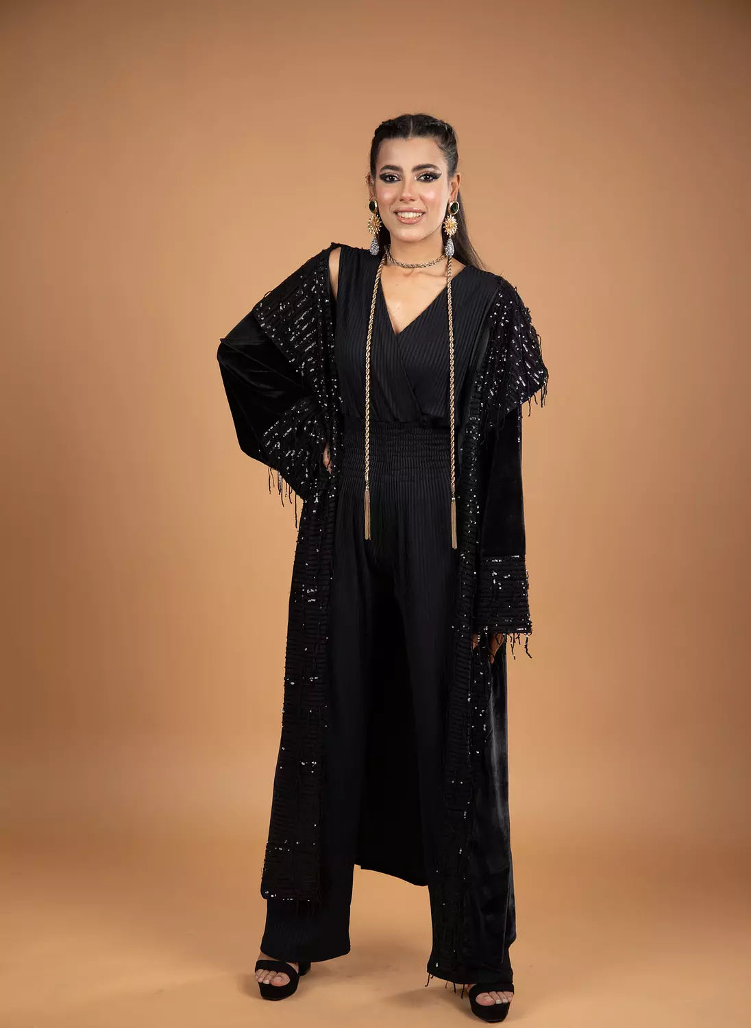 Velvet meets Sequins  image