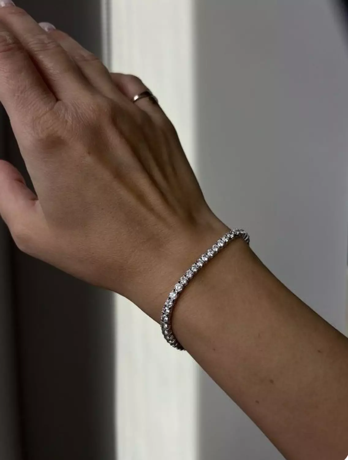 Round - Cut tennis bracelet  1