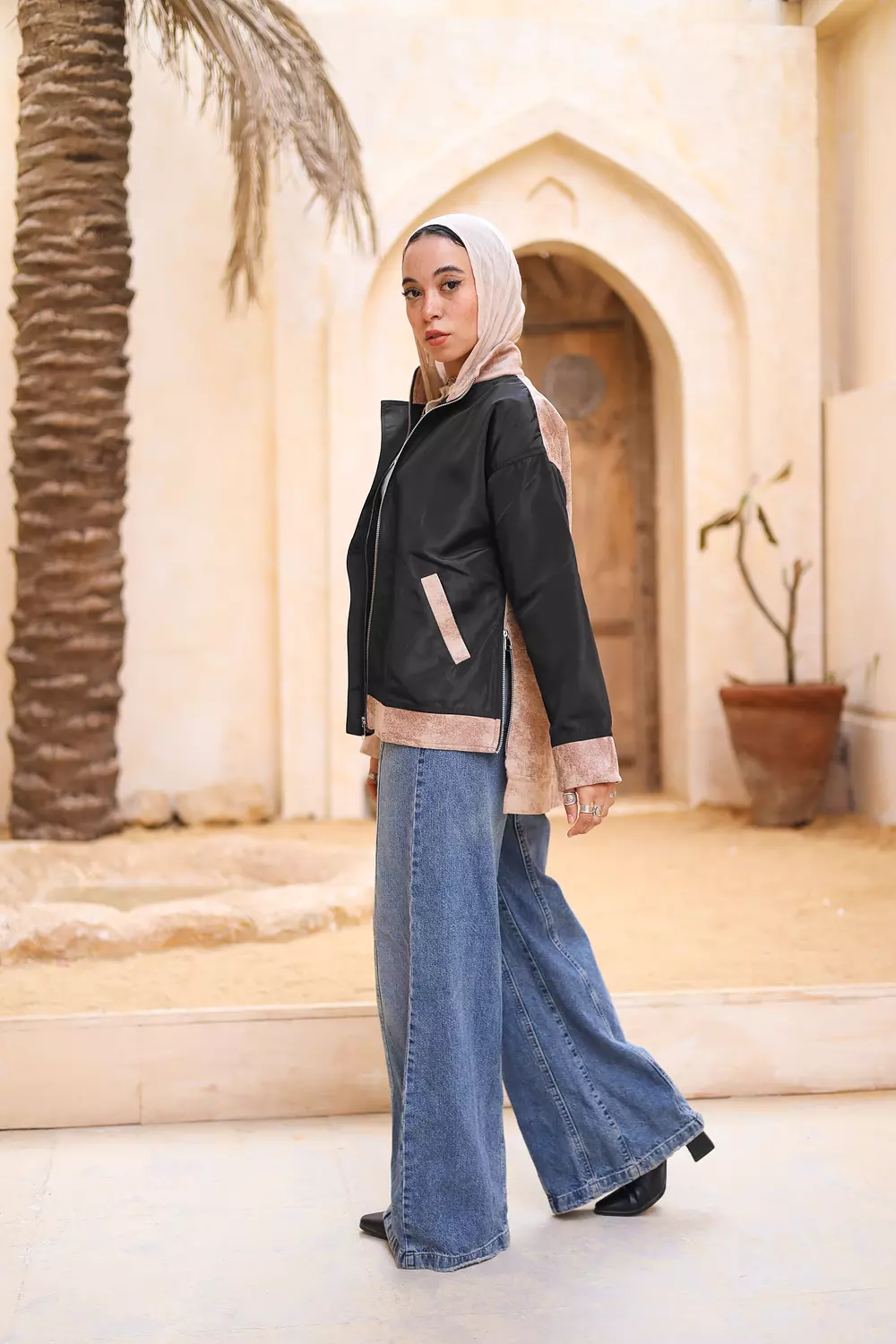 WATERPROOF & LEATHER JACKET IN BEIGE 1