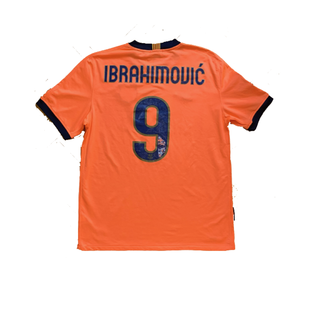 Barcelona 2009/10 Away Kit (L) 1