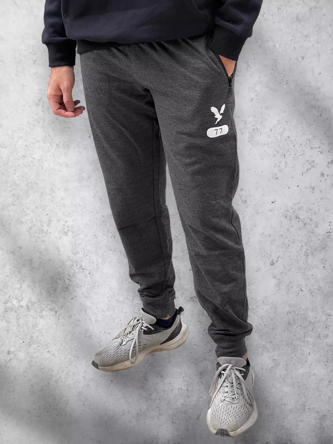 American Eagle Sweatpants Gray