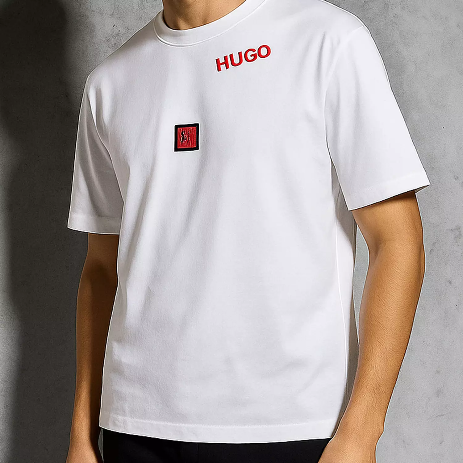 Tshirt Hugo Red hover image