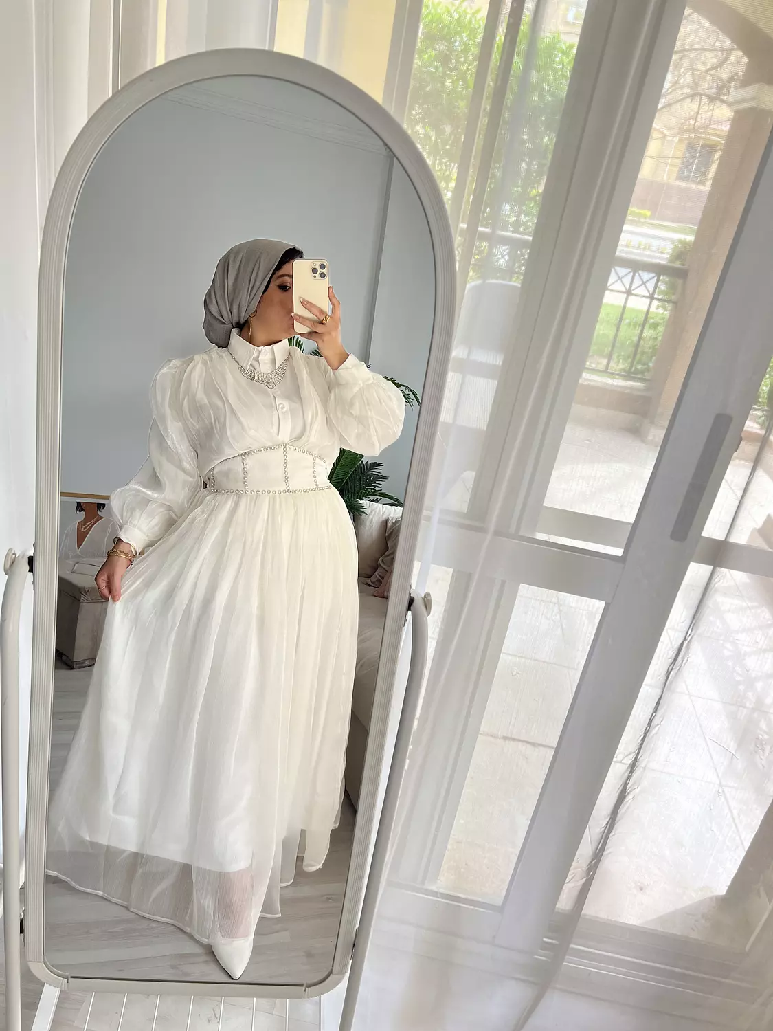 White dress 1