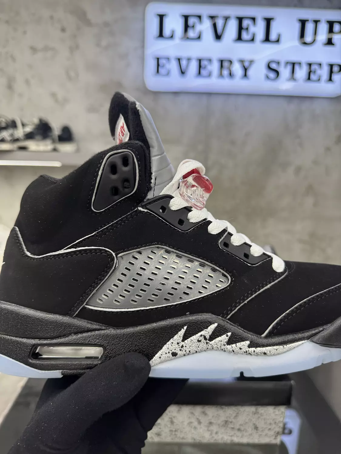 Air Joedan 5 Retro Metalic Black 8