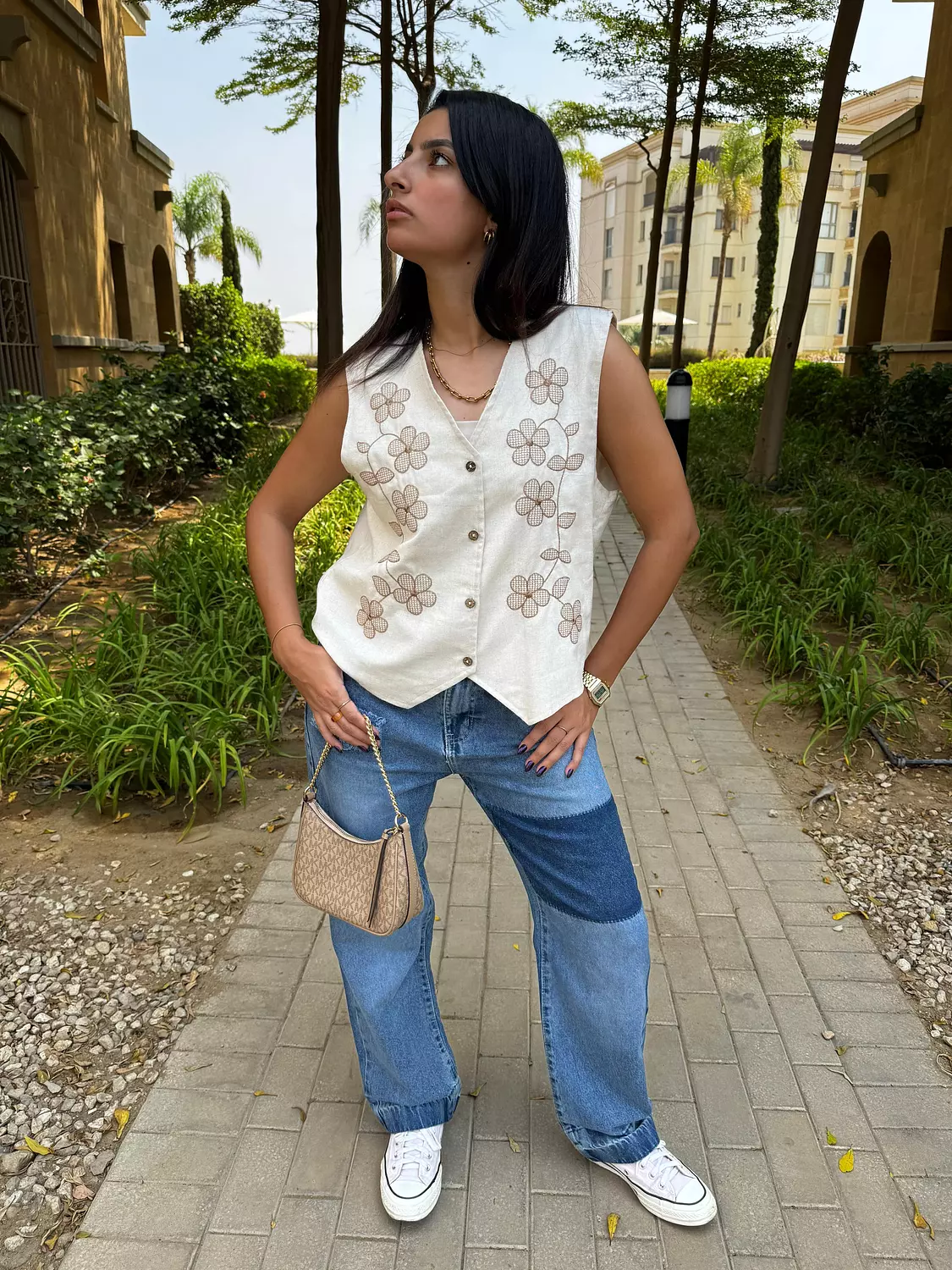 Daisy Dream Button-Down Vest 3