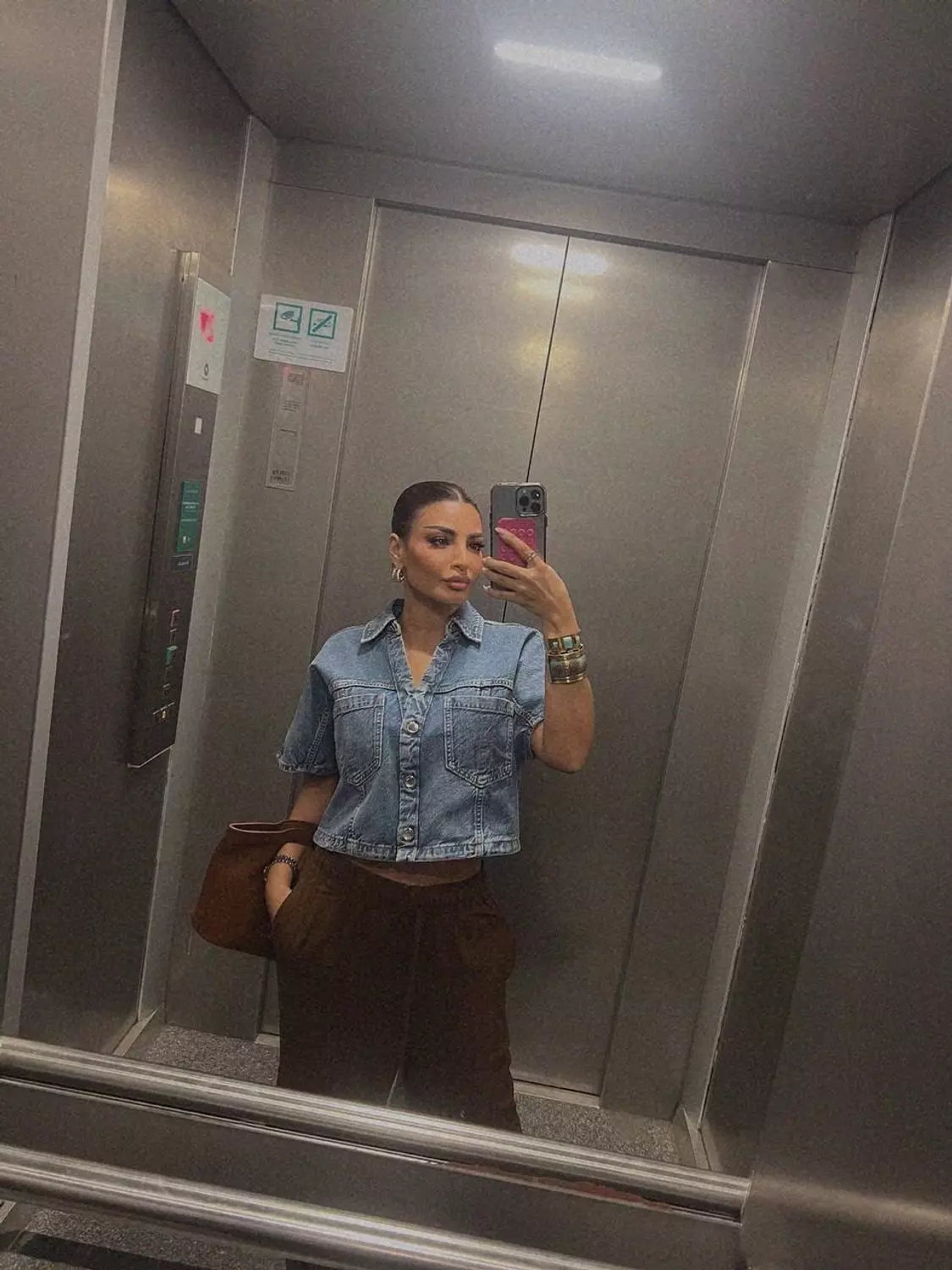 Short-sleeved denim jacket 3