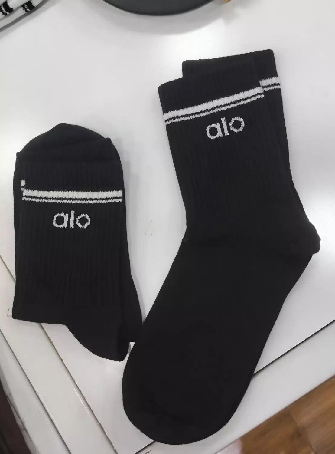 Alo Socks  hover image